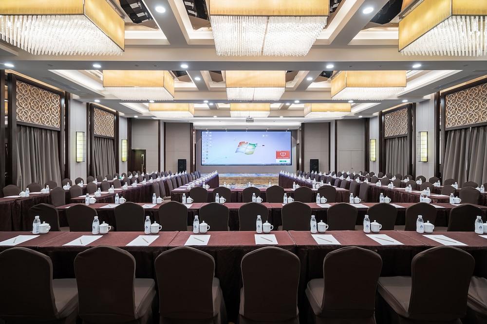 Minshan Lhasa Grand Hotel Chengdu Zewnętrze zdjęcie