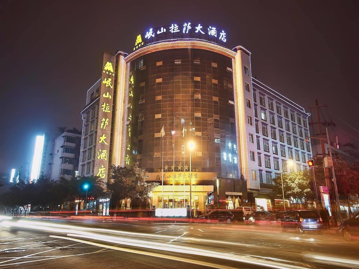 Minshan Lhasa Grand Hotel Chengdu Zewnętrze zdjęcie